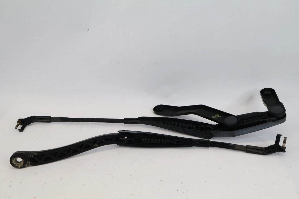 2010-2014 MERCEDES-BENZ E350 WINDSHIELD WIPER ARM ASSEMBLY FRONT A-212-820-09-44