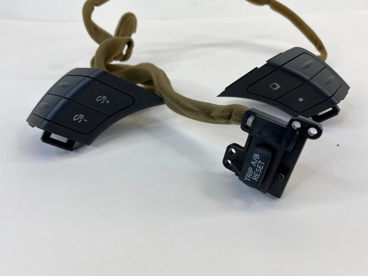 08 09 10 11 12 13 INFINITI G37 SPEEDOMETER CLUSTER TRIP RESET SWITCH OEM