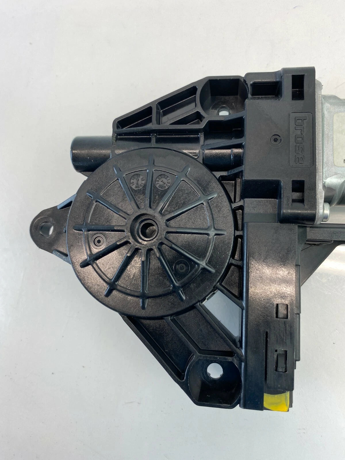 2011-2018 VOLVO S60 REAR RIGHT BACK SIDE DOOR POWER WINDOW MOTOR 966265-102 OEM