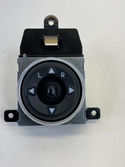 13-17 Hyundai Elantra GT Front Left Driver Power Door Mirror Switch 299112032