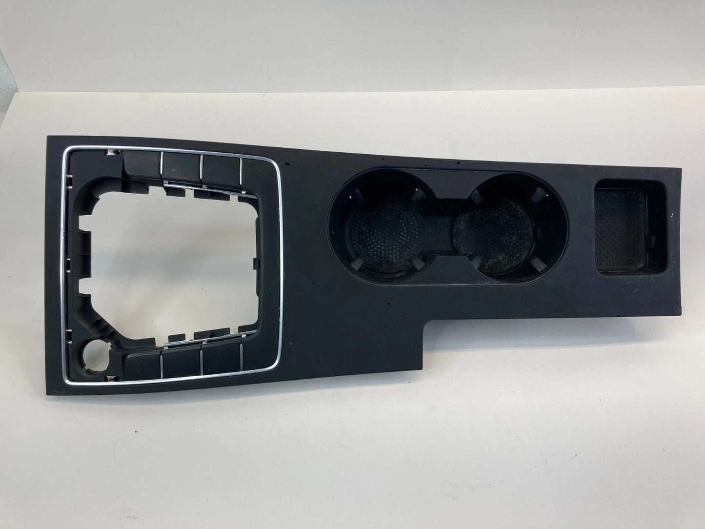 2012-2019 VW VOLKSWAGEN PASSAT CENTER CONSOLE CUP HOLDER TRAY BEZEL TRIM OEM