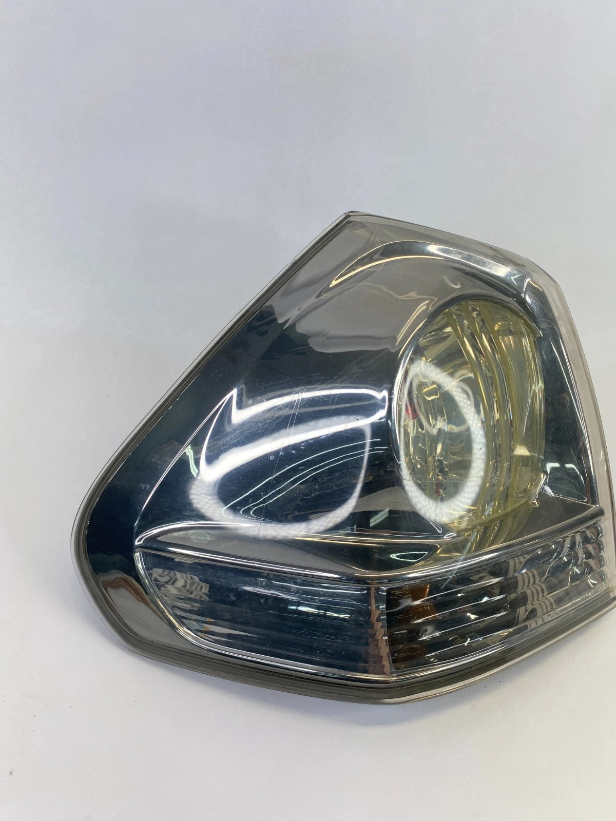 2007-2009 LEXUS RX350 LEFT SIDE OUTER QUARTER PANEL TAIL LIGHT ASSEMBLY OEM