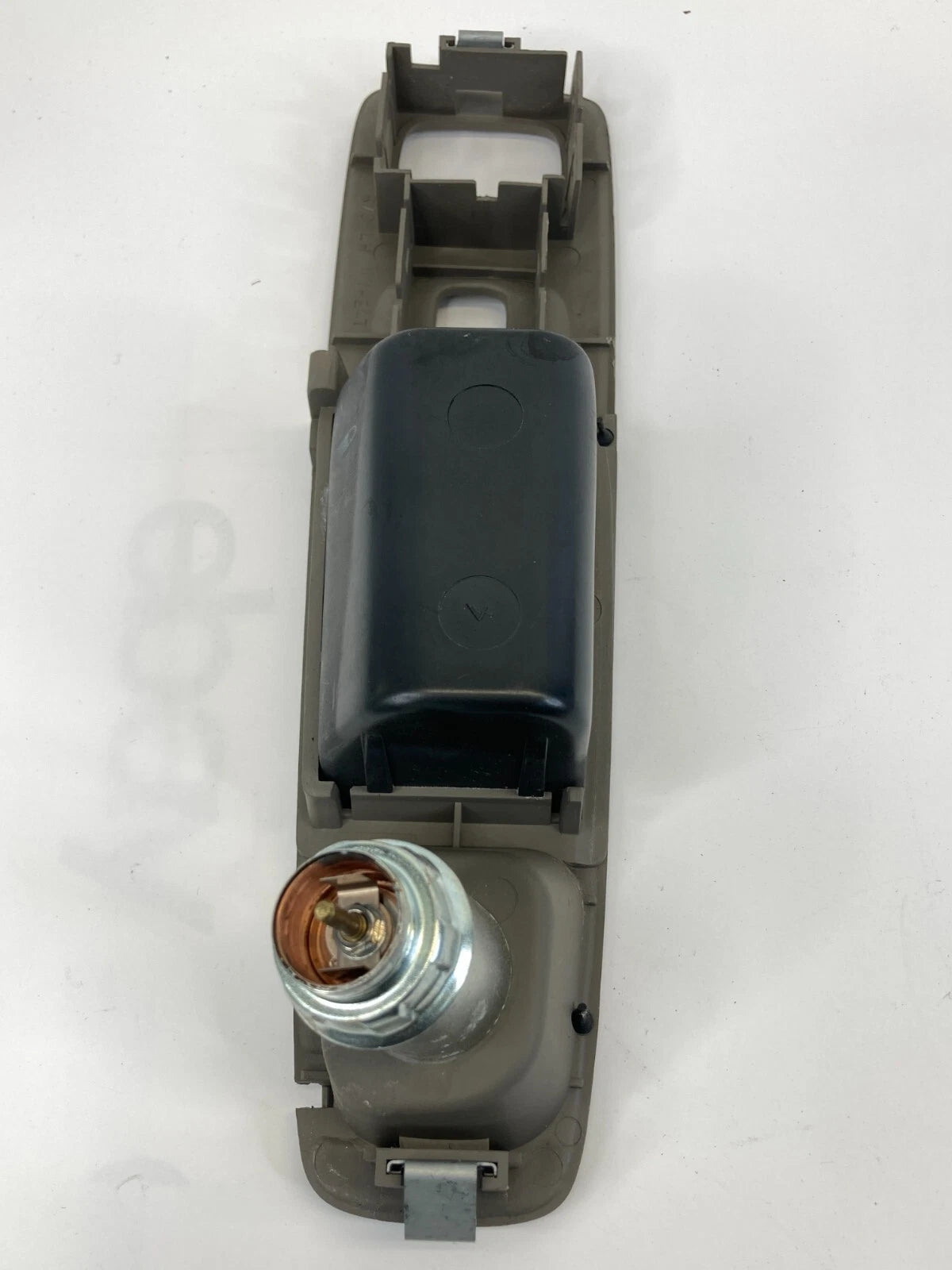 2000-2003 CADILLAC DEVILLE SEDAN REAR LEFT DOOR WINDOW SWITCH BEZEL & ASHTRAYOEM