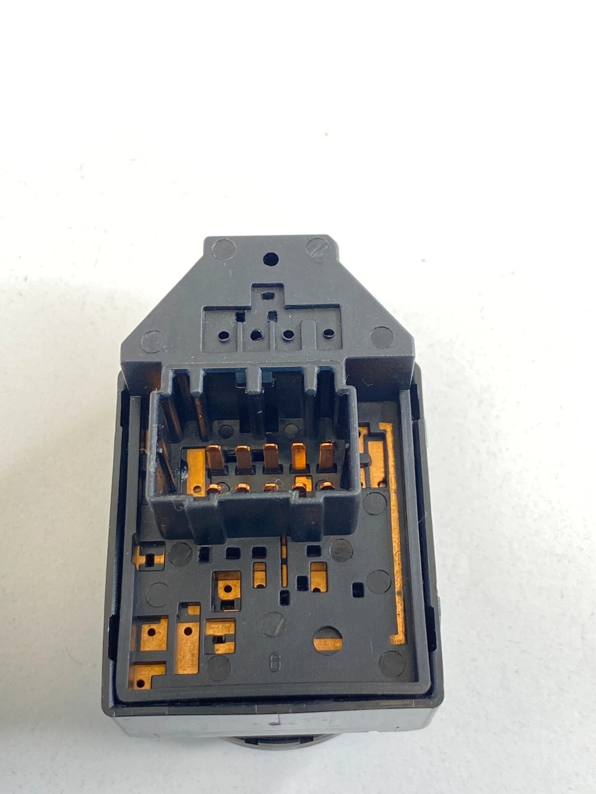 2007-2010 HYUNDAI ELANTRA SEDAN DRIVER LEFT POWER MIRROR CONTROL SWITCH BUTTON