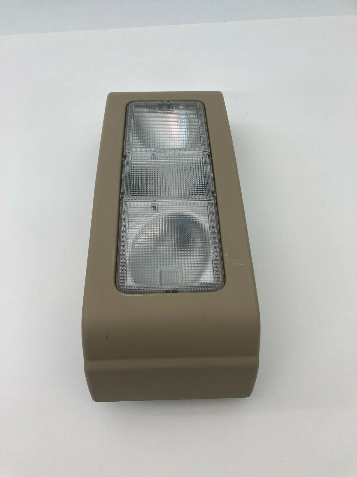 2005 2006 2007 SATURN RELAY CENTER ROOF OVERHEAD DOME MIDDLE MAP LIGHT LAMP OEM