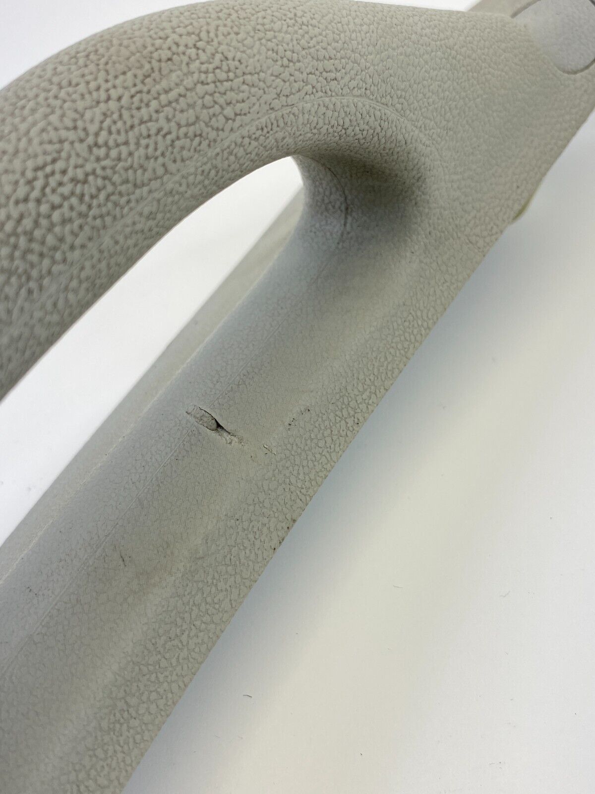 2009-2014 Volkswagen Routan Rear Right B-Pillar Grip Grab Handle 1AR40ES3AH