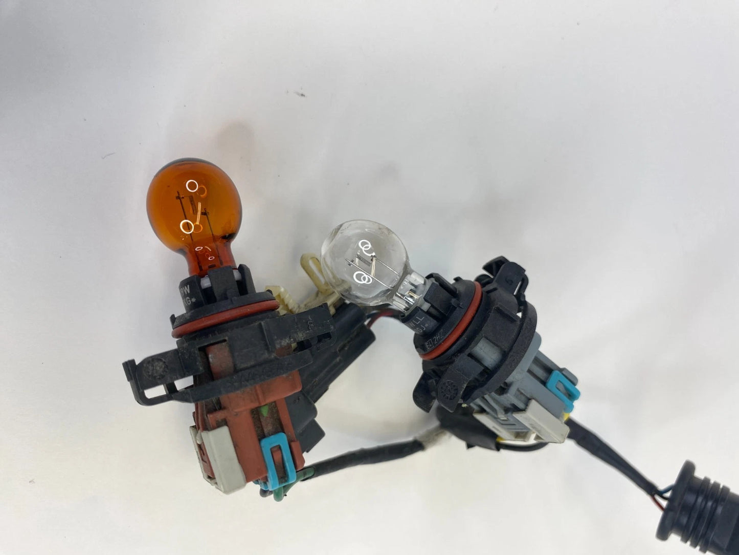 2009-2011 JAGUAR XF REAR LEFT TAIL LIGHT LAMP TAILLIGHT SOCKET WIRE HARNESS OEM