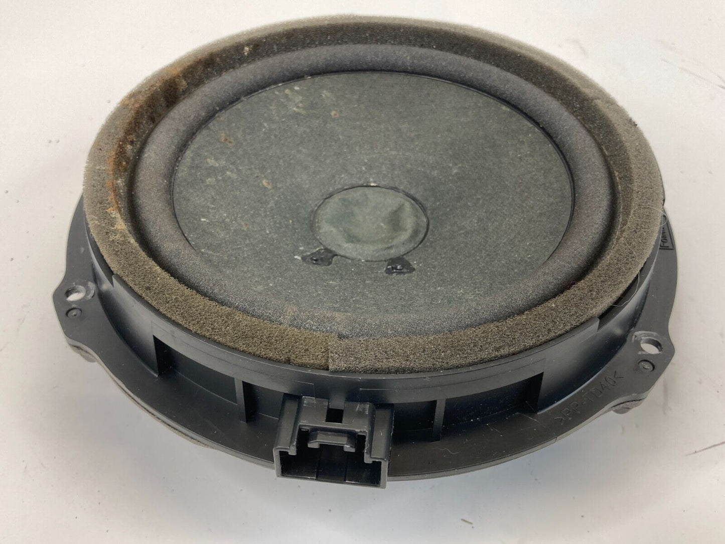 2011-2019 Ford Fiesta Front Right Door Audio Speaker Sound DA6T-18808-BA OEM