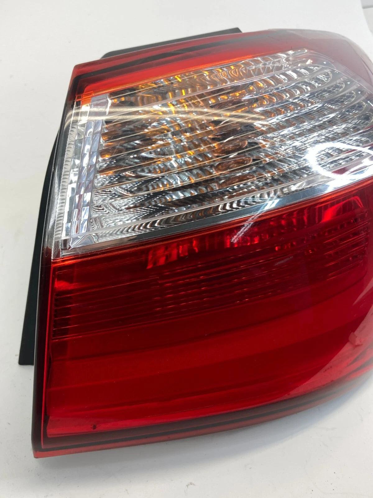 2014-2016 Kia Forte SEDAN Rear Right Side Tail Lamp Light Outer Taillight Lamp