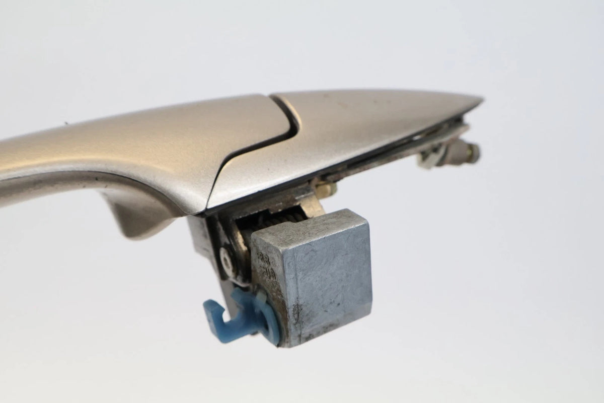 05-10 HONDA ODYSSEY FRONT RIGHT PASSENGER SIDE OUTSIDE EXTERIOR DOOR HANDLE OEM