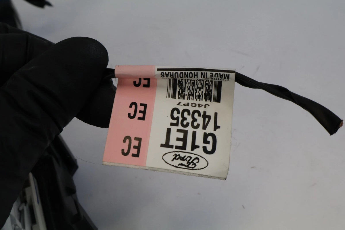 2014-2018 FORD FOCUS 2.0L A/T FUSE BOX BODY CONTROL MODULE UNIT F1DT-14A073-GF