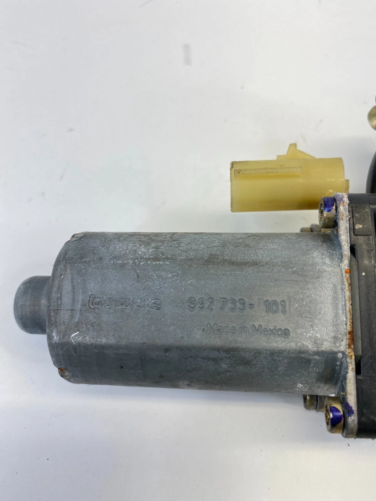 2005-2010 CHRYSLER 300 REAR LEFT BACK SIDE DOOR POWER WINDOW MOTOR ASSEMBLY OEM