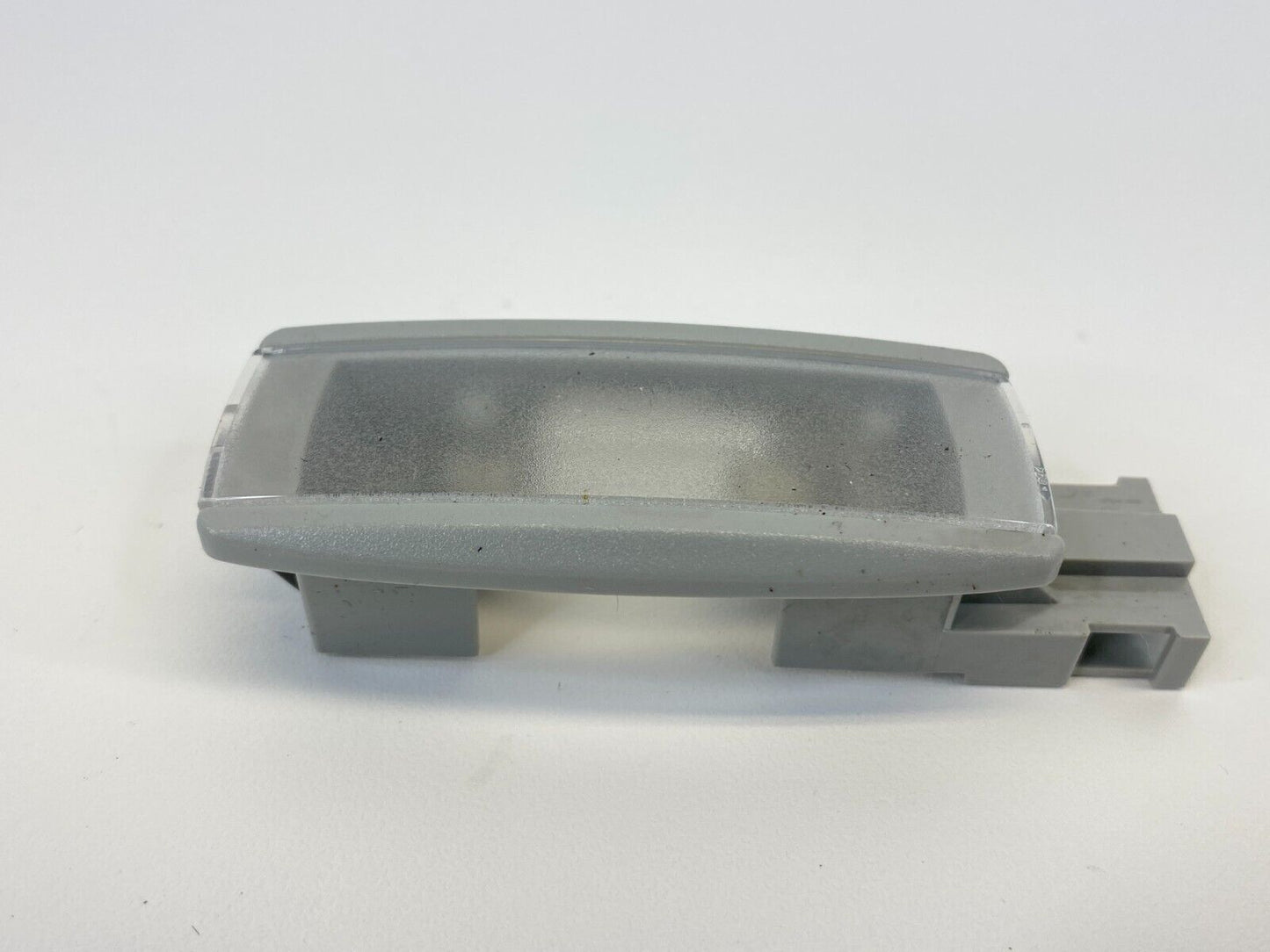 2009-2012 Volkswagen CC Roof Left Side Visor Vanity Light Lamp 1K0-947-109 OEM