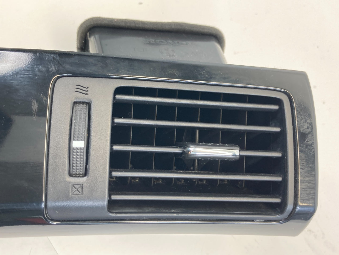 2016 2017 Honda Accord Dash Right Side AC Air Vent Grille w/ Bezel E967-5611-200