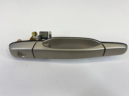 1999-2003 LEXUS RX300 FRONT RIGHT PASSENGER SIDE EXTERIOR OUTER DOOR HANDLE OEM