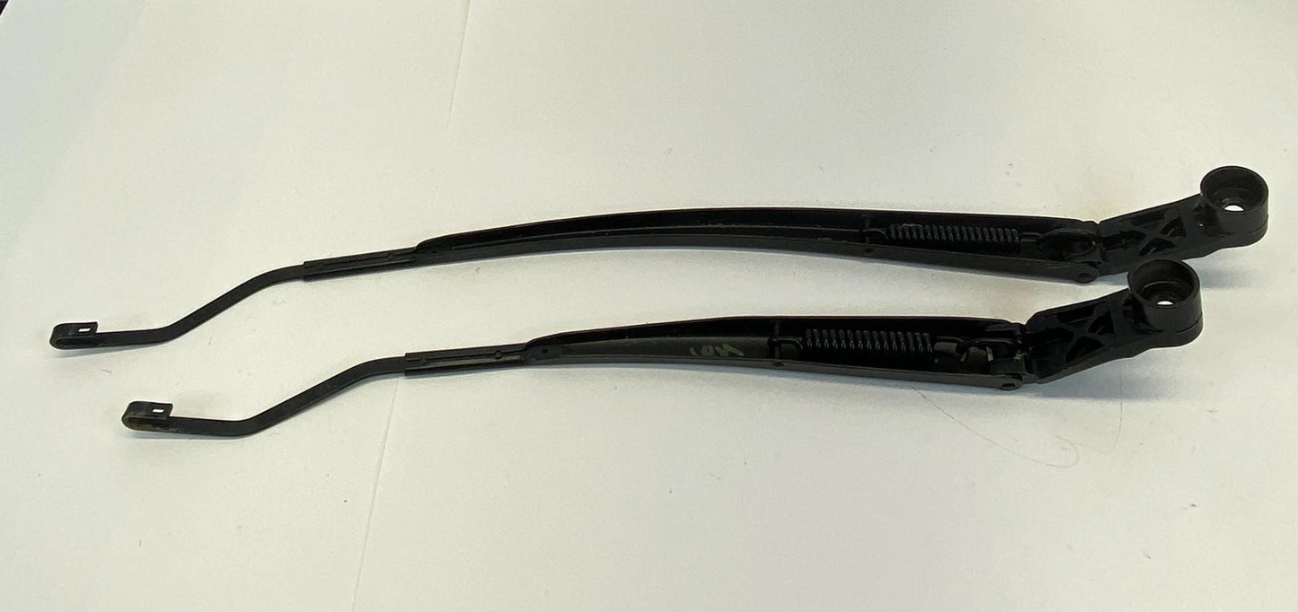 2010-2013 SUZUKI KIZASHI WINDSHIELD WIPER ARMS PAIR FRONT LEFT RIGHT OEM FACTORY