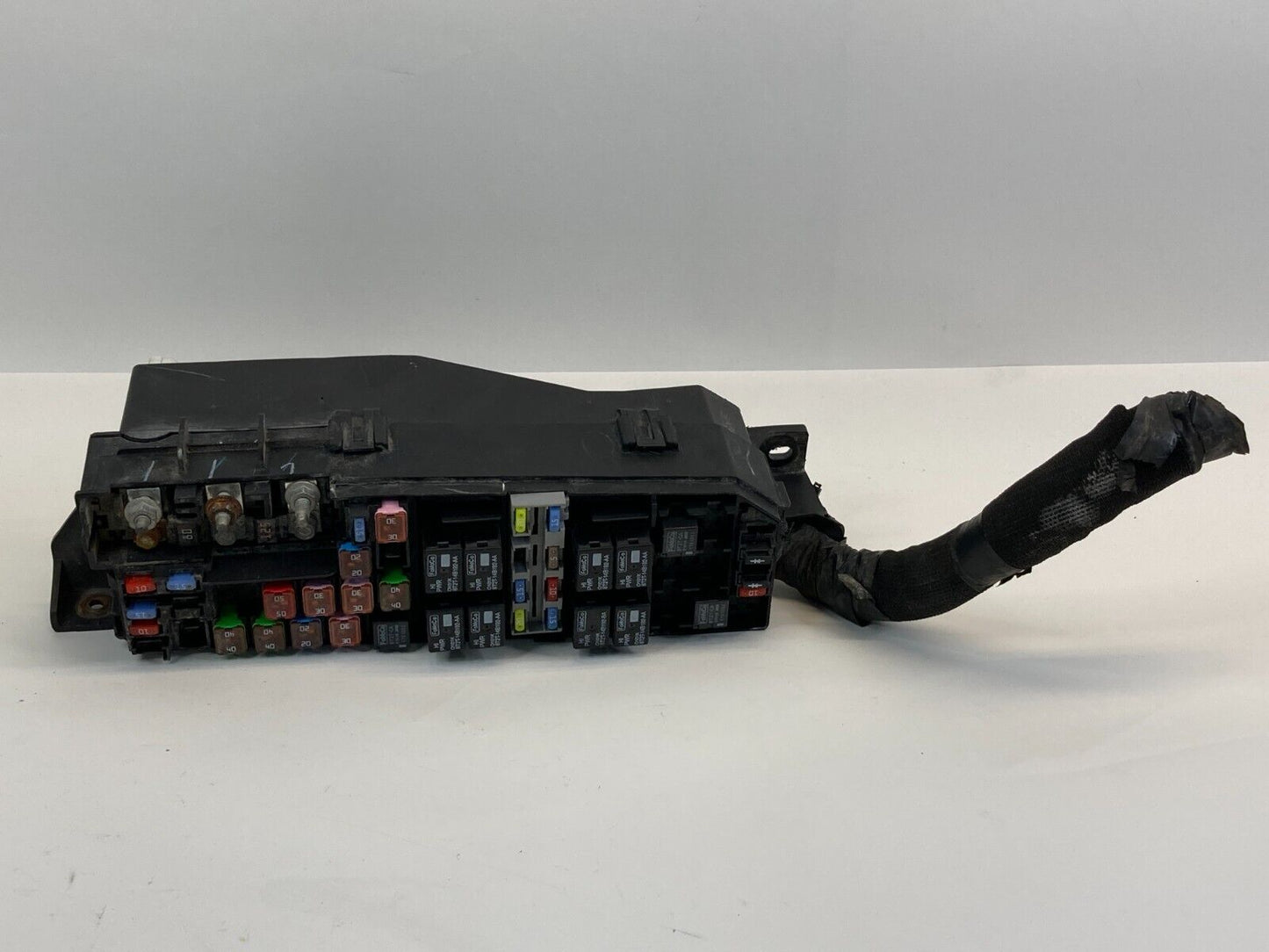 2009-2012 Ford Escape Engine Fuse Box Relay Junction Block Module 9L8T-14A003-BB