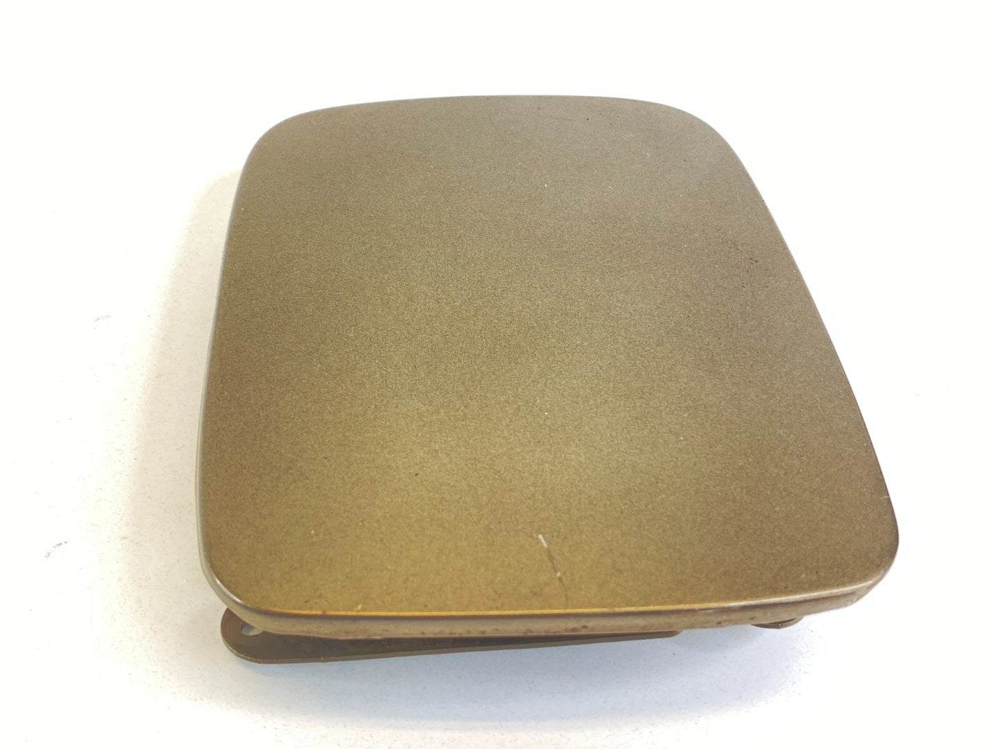 1998 1999 2000 2001 NISSAN ALTIMA SEDAN FUEL FILLER DOOR GAS TANK LID COVER OEM