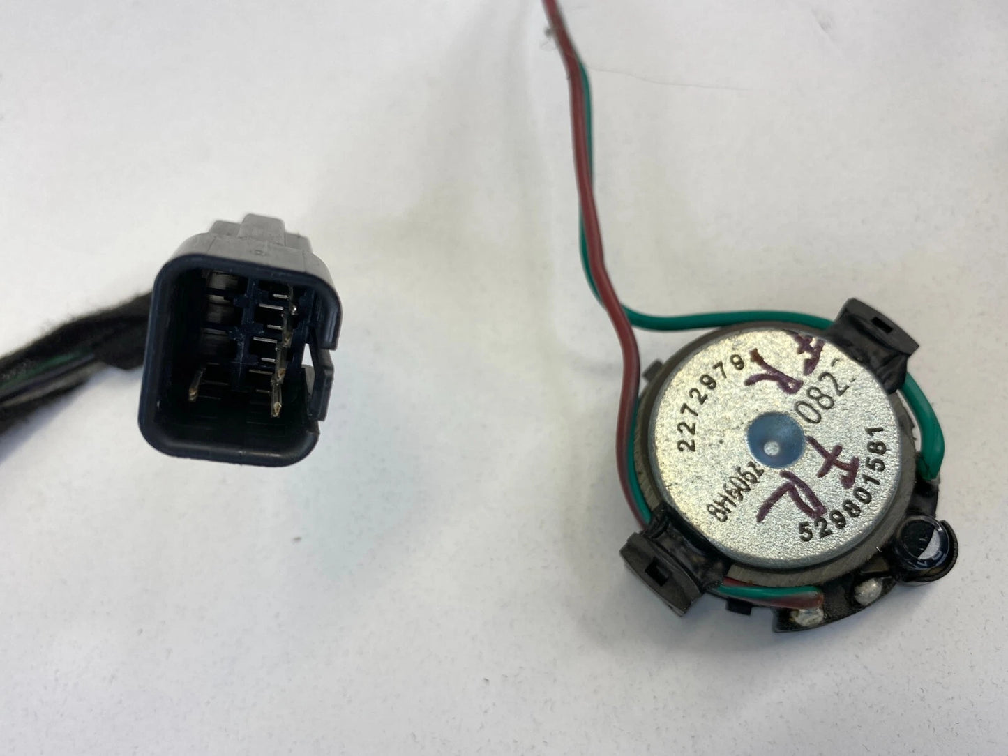 05-10 PONTIAC G6 FRONT RIGHT PILLAR TWEETER SPEAKER W WIRING HARNESS 529801581