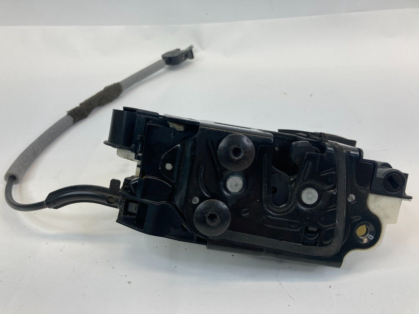 11-18 VW Jetta SEDAN Front Right Passenger Door Lock Latch Actuator 5K1837016E