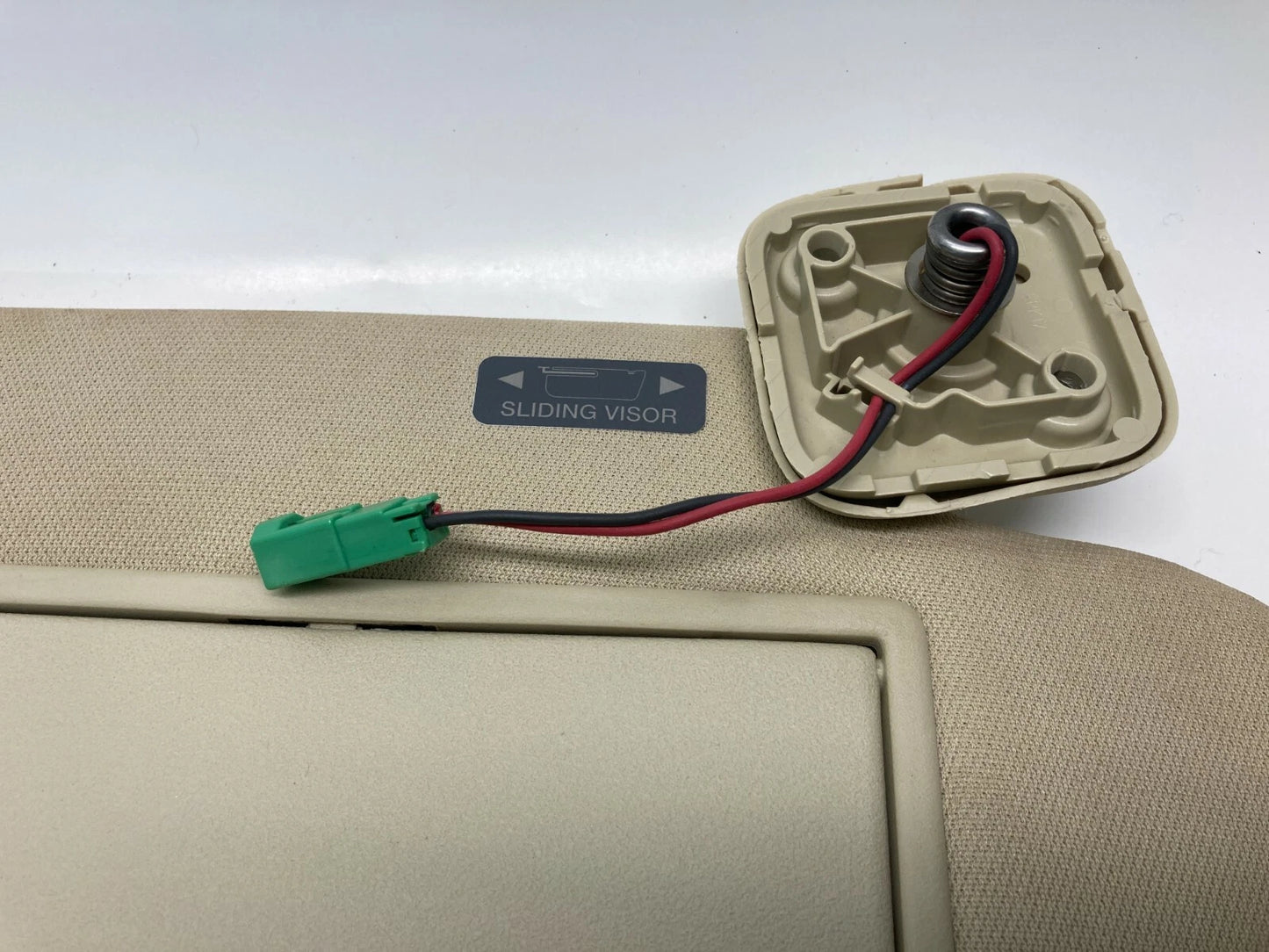 2013-2019 FORD TAURUS DRIVER & PASSENGER SUNVISOR SUN VISOR SET ILLUMINATED OEM