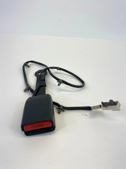 16-19 Nissan Versa Front Right Side Seat Belt Buckle Assembly 86843-9KN0B OEM