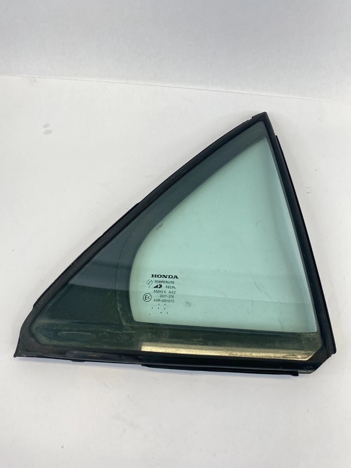 2003-2007 HONDA ACCORD REAR RIGHT QUARTER DOOR VENT GLASS WINDOW 73441-SDA OEM