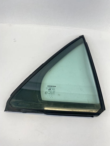 2003-2007 HONDA ACCORD REAR RIGHT QUARTER DOOR VENT GLASS WINDOW 73441-SDA OEM