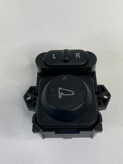 2005-2010 HONDA ODYSSEY FRONT LEFT DRIVER SIDE DOOR MIRROR ADJUSTMENT SWITCH OEM
