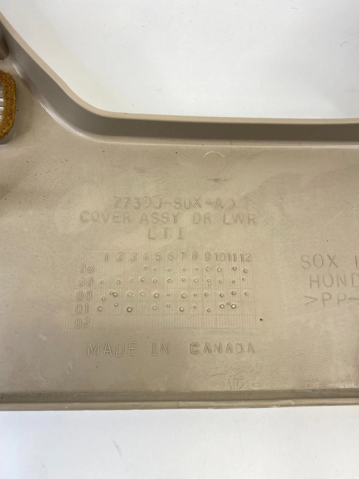 99-04 HONDA ODYSSEY LEFT DRIVER SIDE LOWER DASH TRIM COVER PANEL 77300-S0X-A0