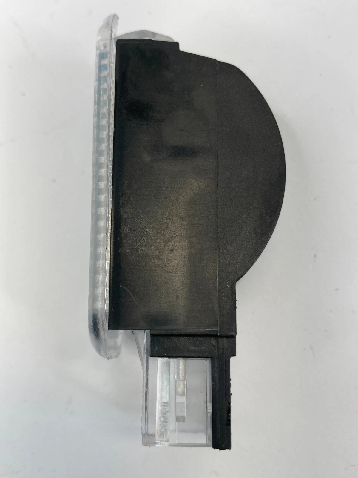 03-16 AUDI A4 QUATTRO FRONT RIGHT INNER DOOR COURTESY LIGHT LAMP 4B0947415A OEM