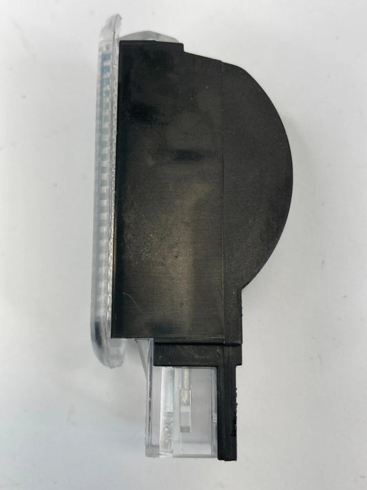 03-16 AUDI A4 QUATTRO FRONT RIGHT INNER DOOR COURTESY LIGHT LAMP 4B0947415A OEM