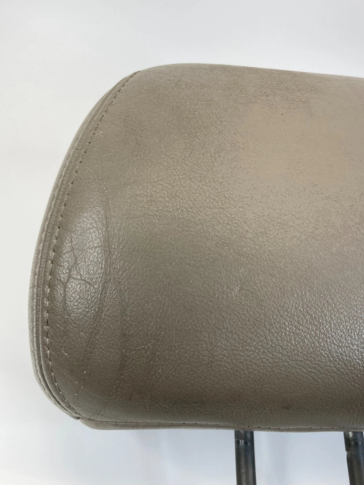 1998-2002 HONDA ACCORD SEDAN FRONT LEFT DRIVER SEAT HEADREST HEAD REST OEM