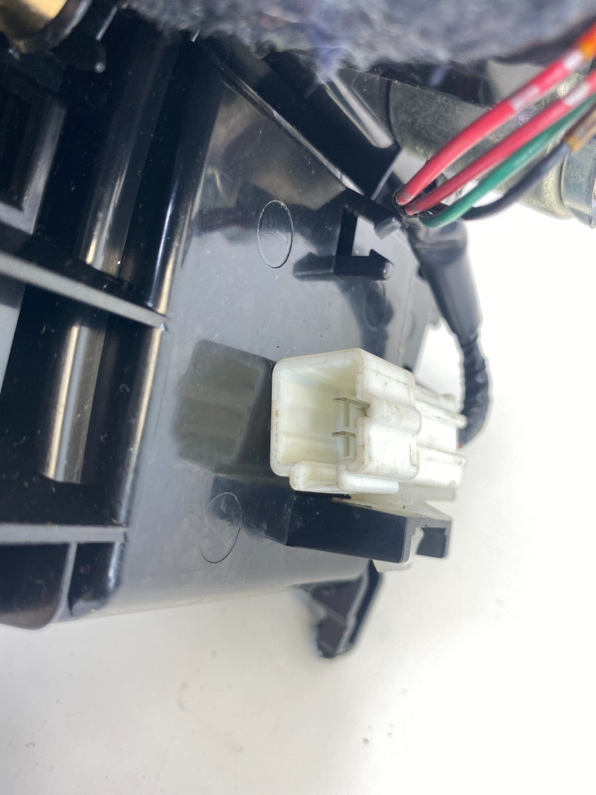 2006-2012 Lexus IS250 Center Console Ashtray Coin Tray Power Outlet 14421-032G