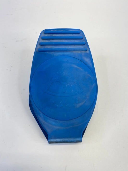1993-2018 VOLKSWAGEN JETTA FRONT WINDSHIELD WASHER RESERVOIR CAP OEM 8D0-955-455