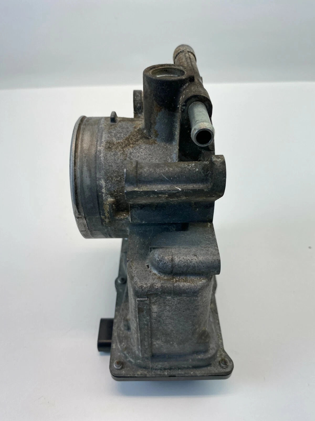 06-09 FORD FUSION MERCURY MILAN 2.3L THROTTLE BODY THROTTLE VALVE 6E5G9F991A OEM
