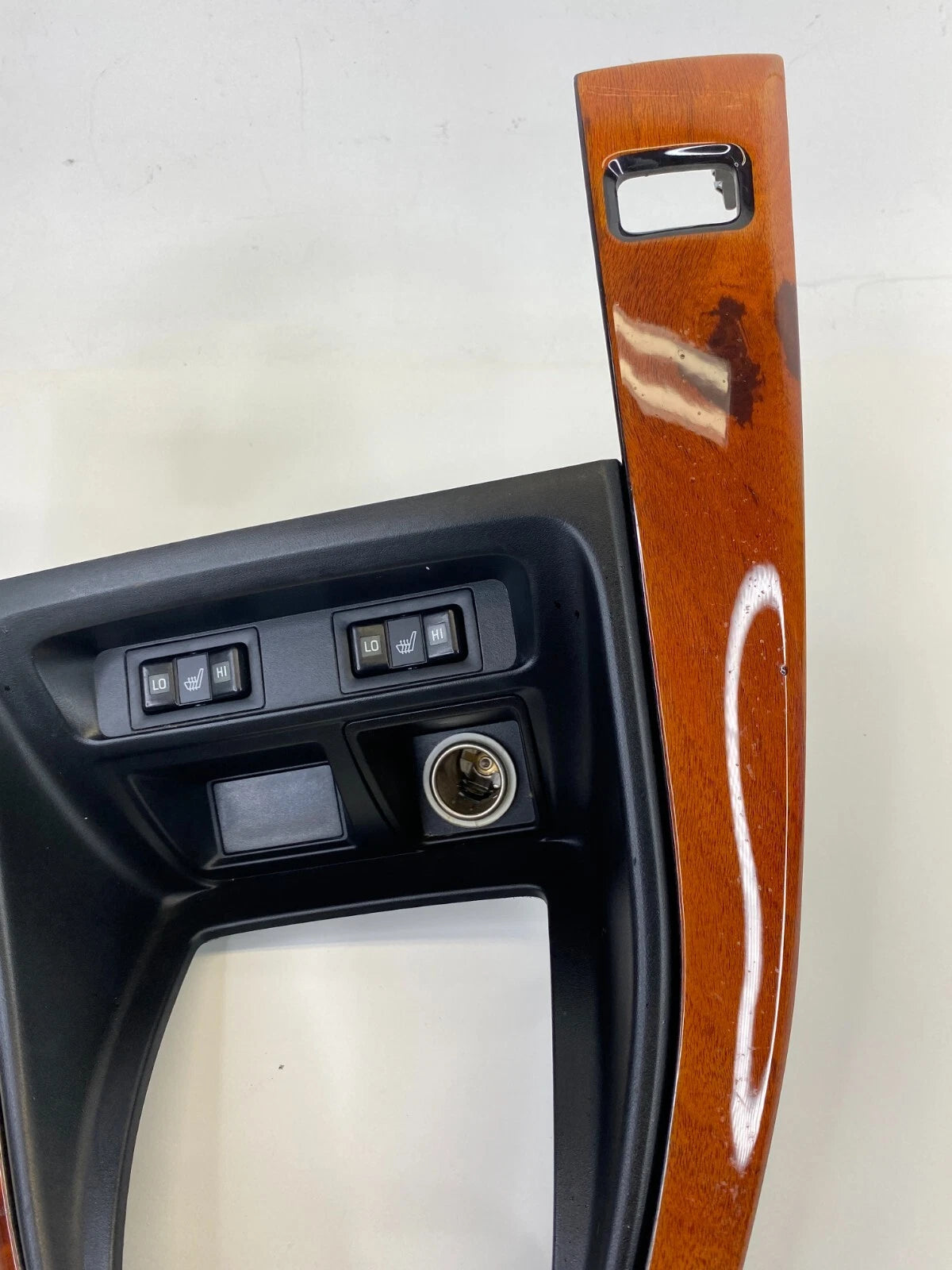 1999-2003 LEXUS RX300 LOWER CENTER WOOD SHIFTER BEZEL TRIM SURROUND 55539-32010
