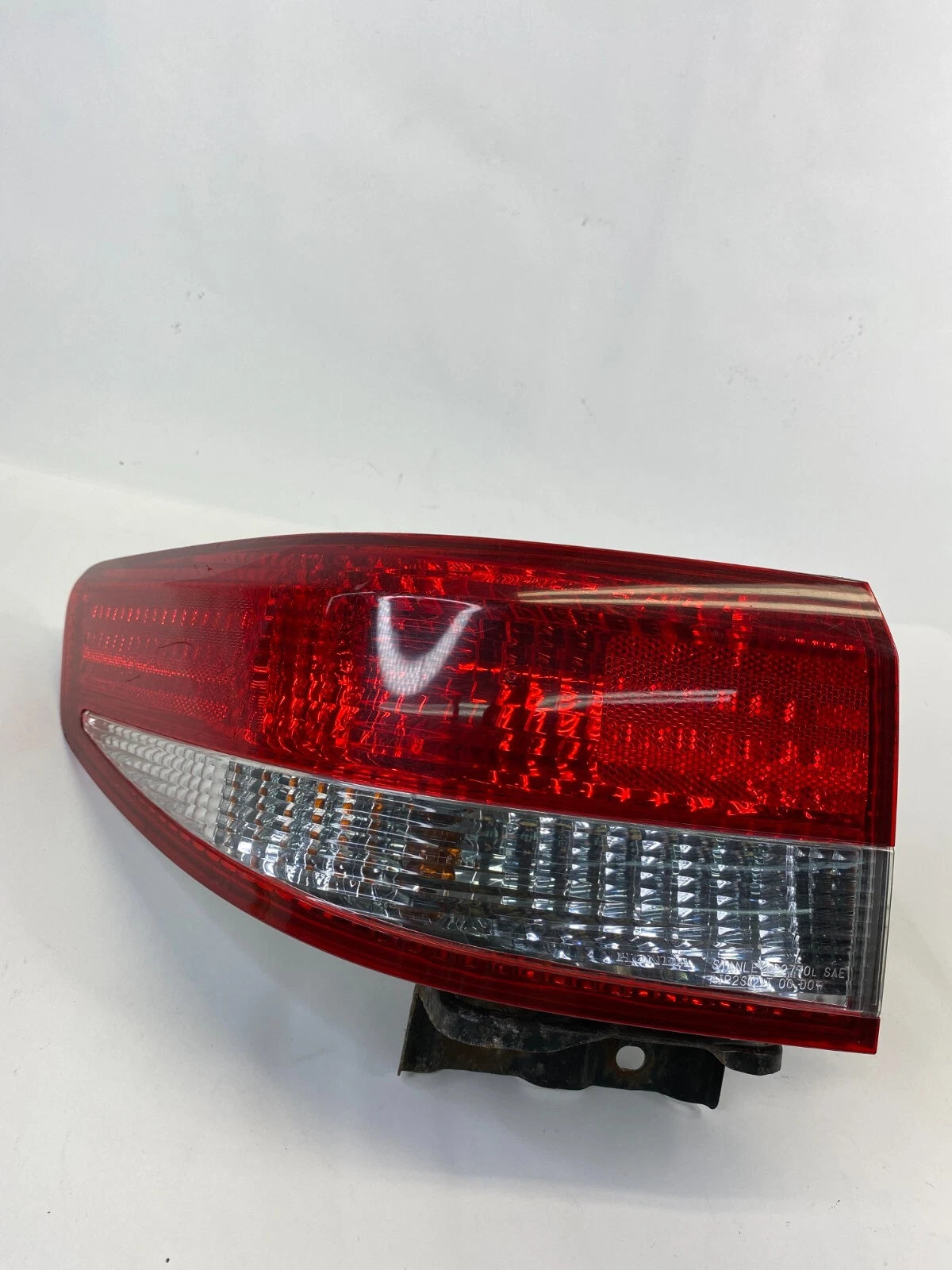03 04 HONDA ACCORD SEDAN REAR LEFT DRIVER TAIL LIGHT OUTER TAILLIGHT LAMP OEM