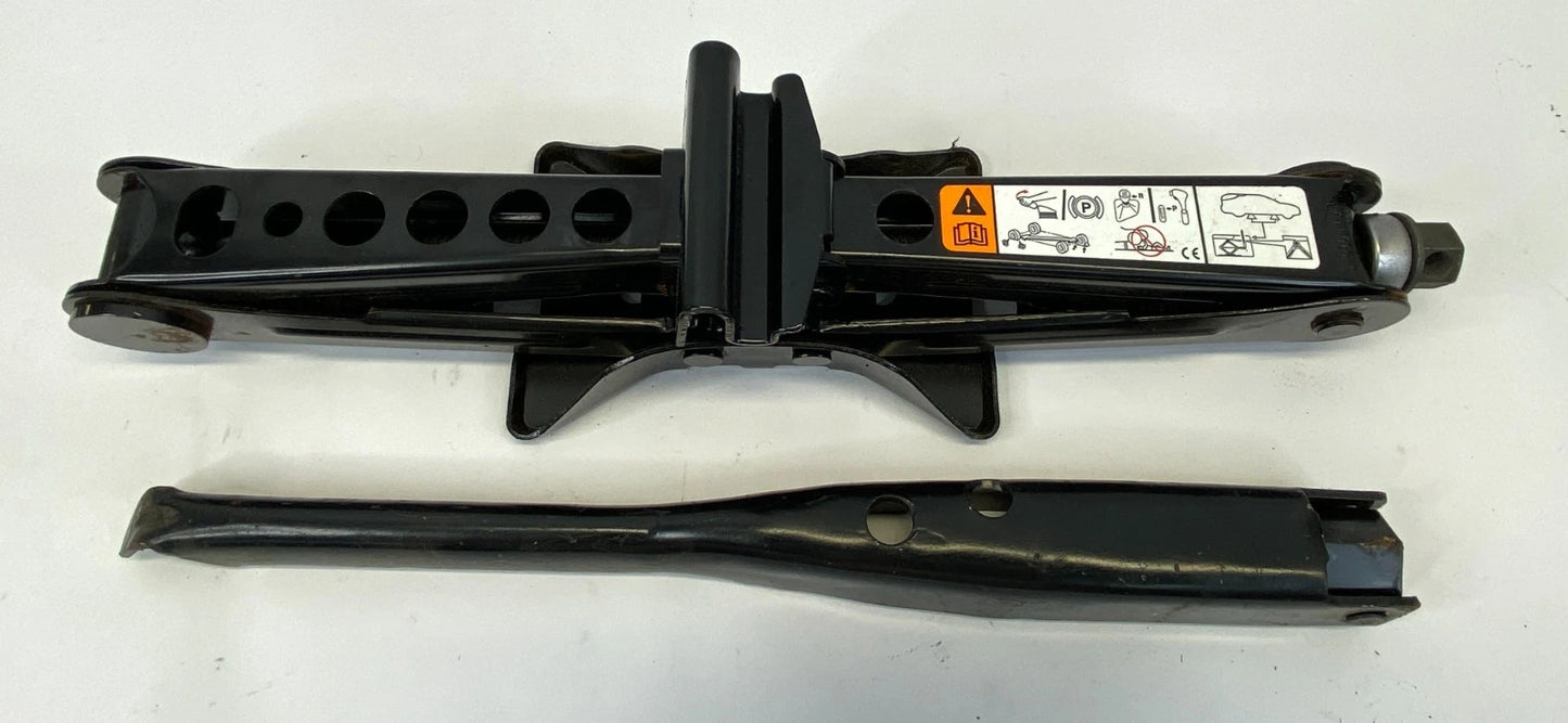 2012-2018 FORD FOCUS SPARE TIRE JACK LUG WRENCH ASSMBLY DM53-17080-AA OEM
