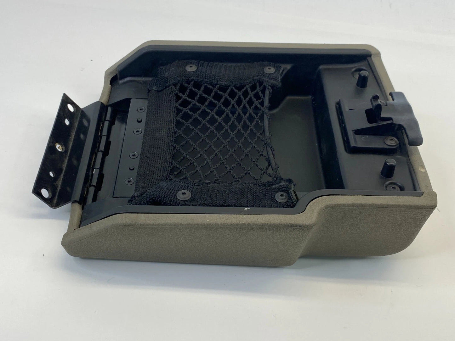 2006-2010 JEEP COMMANDER CENTER CONSOLE ARMREST ARM REST LID COVER OEM