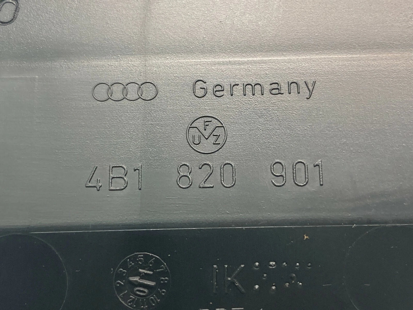 1998 1999 2000 2001 AUDI A6 A6 QUATTRO LEFT DRIVER SIDE DASH AC AIR VENT OUTLET