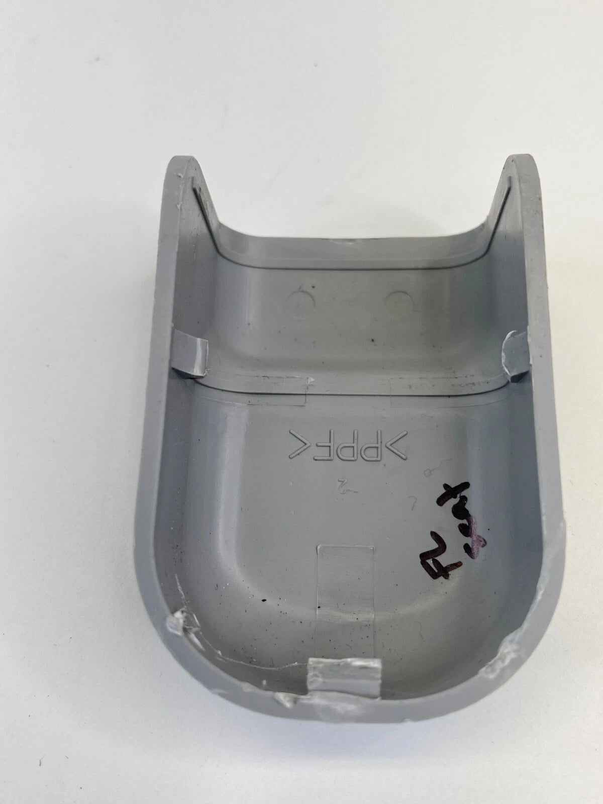 2006-2008 HYUNDAI SONATA SEDAN LEFT INNER SIDE FRONT LEFT SEAT TRACK COVER TRIM