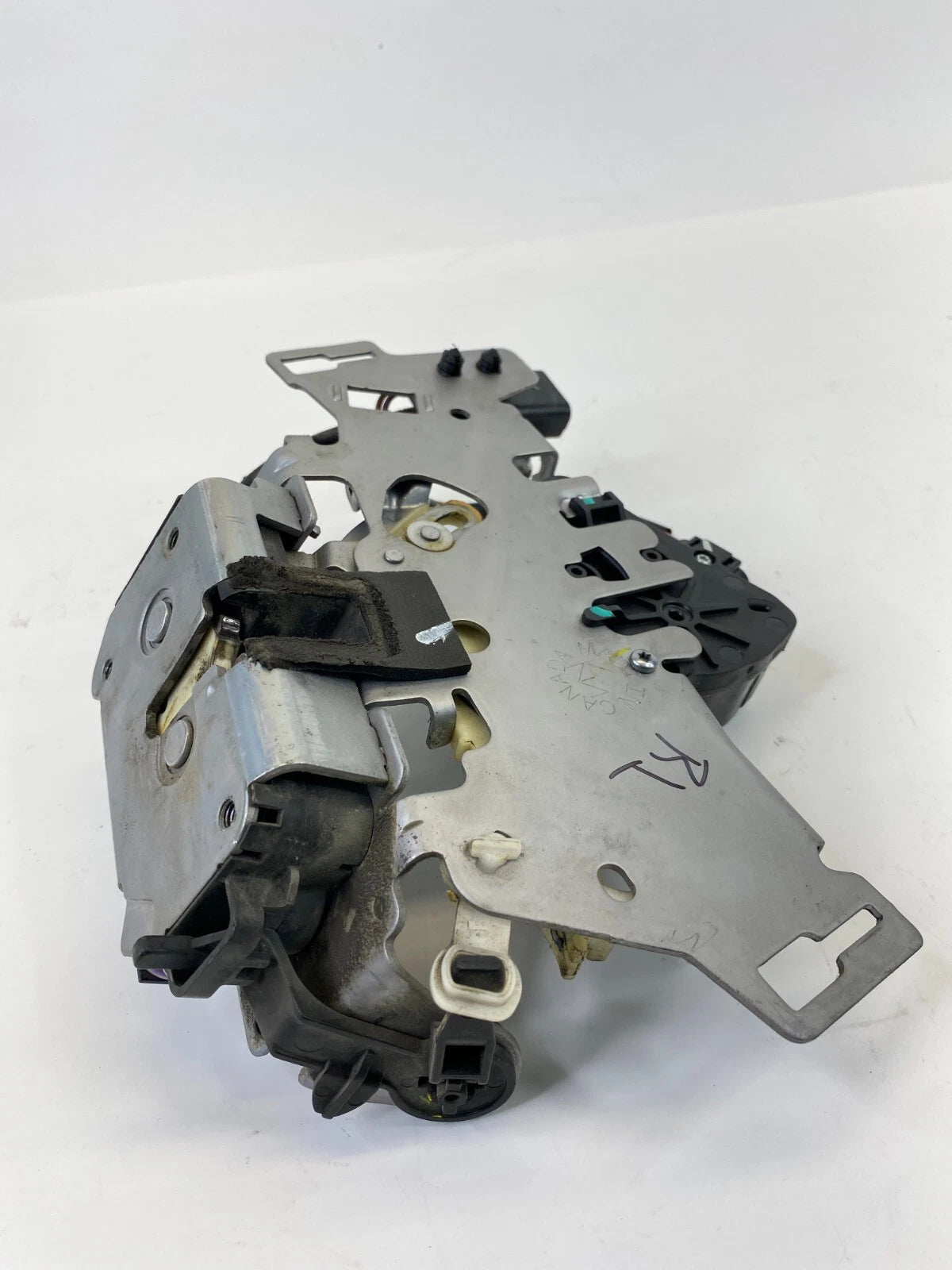 2008-2016 CHRYSLER TOWN & COUNTRY REAR LEFT SLIDING DOOR LATCH LOCK ACTUATOR OEM