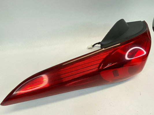 2011-2013 HYUNDAI ELANTRA SEDAN LEFT SIDE OUTER TAILLIGHT LAMP 92401-3X0 OEM