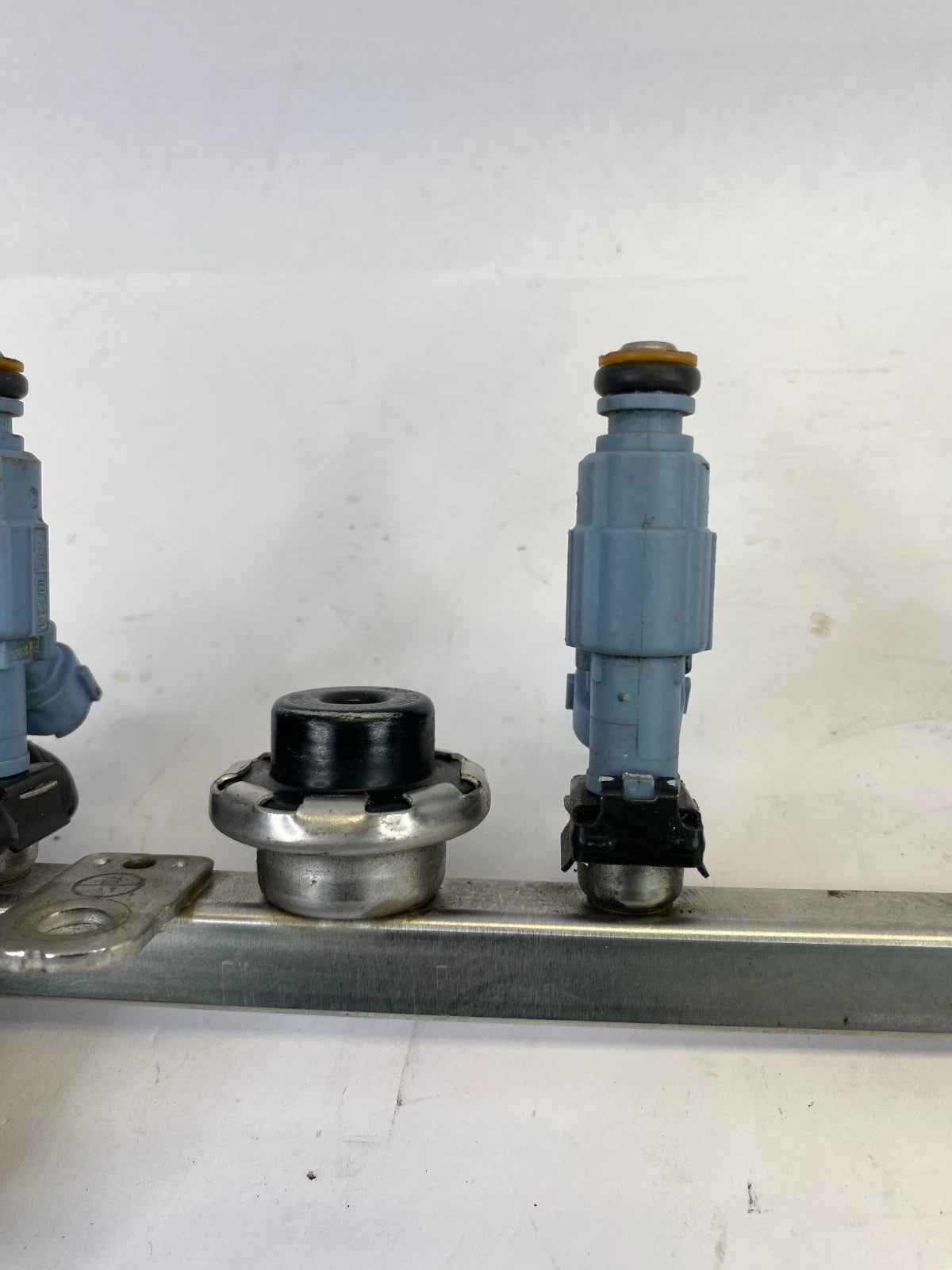 2011-2015 HYUNDAI SONATA HYBRID 2010-2012 SANTA FE 2.4L FUEL INJECTOR RAIL OEM