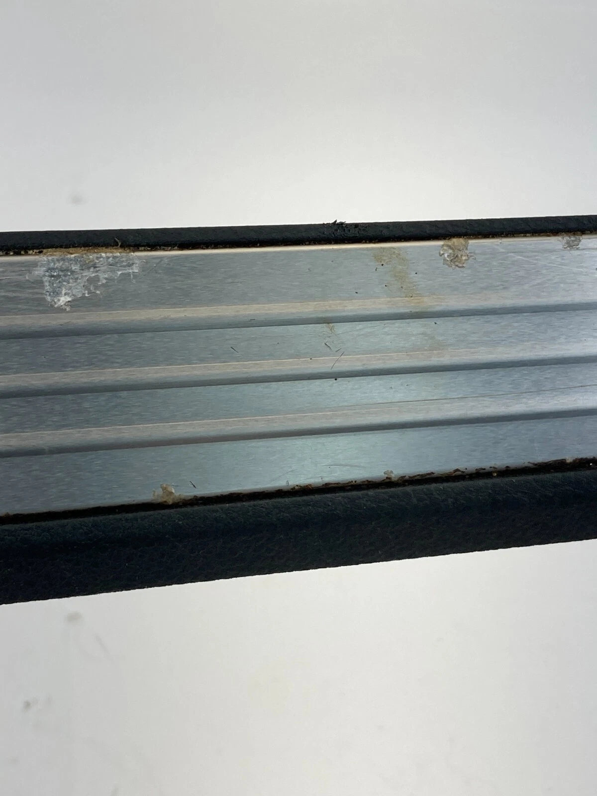 2009-2014 NISSAN MAXIMA FRONT LEFT SIDE DOOR SILL SCUFF STEP PLATE TRIM OEM