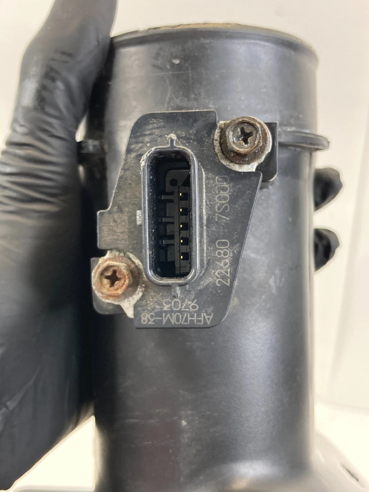 2008-10 Infiniti G37 EX35 Front Left Air Intake Cleaner Box Filter Assy w/Sensor