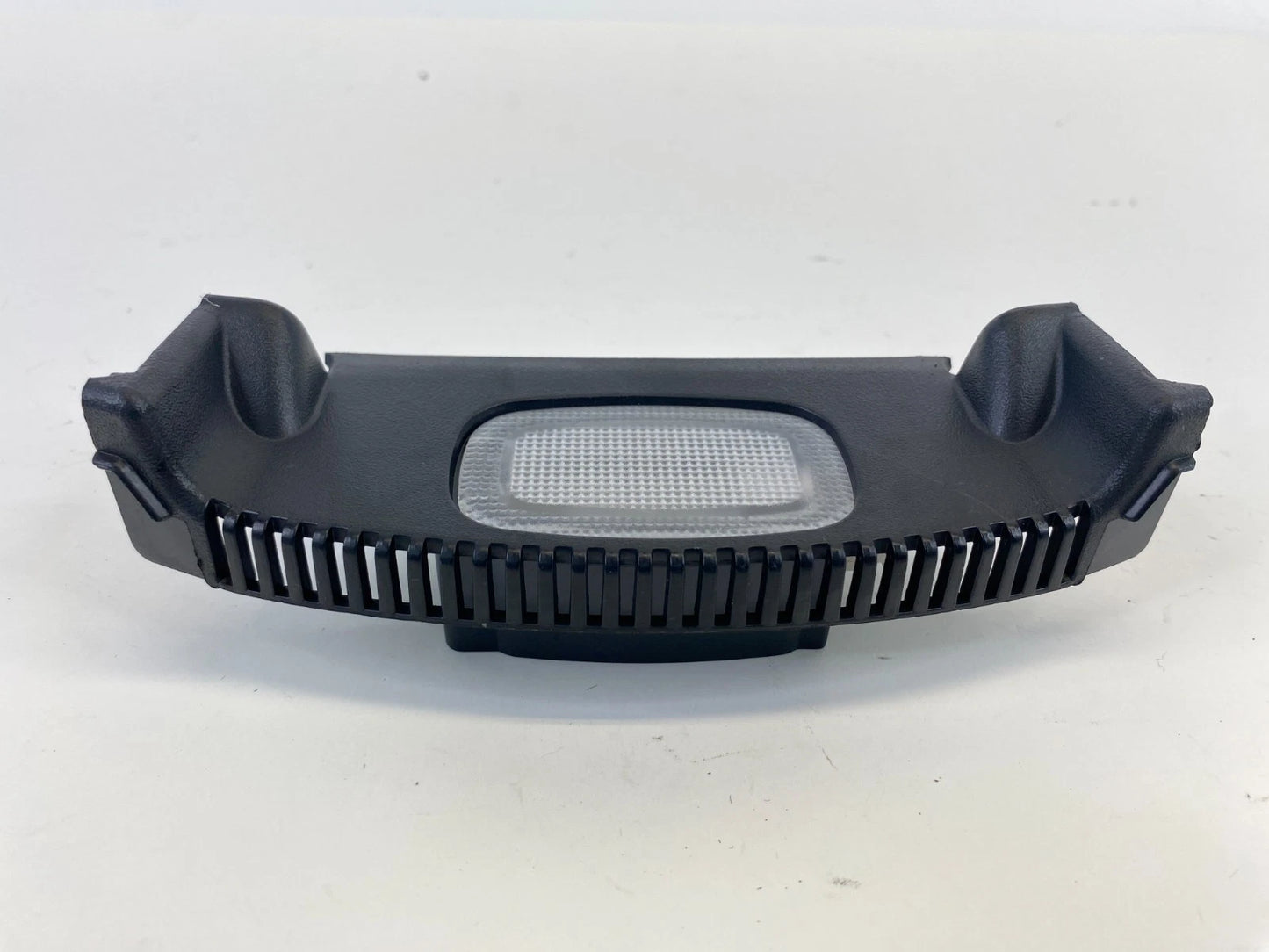 2007-2011 MERCEDES-BENZ CLS550 CENTER CONSOLE ARMREST STORAGE LIGHT LAMP OEM