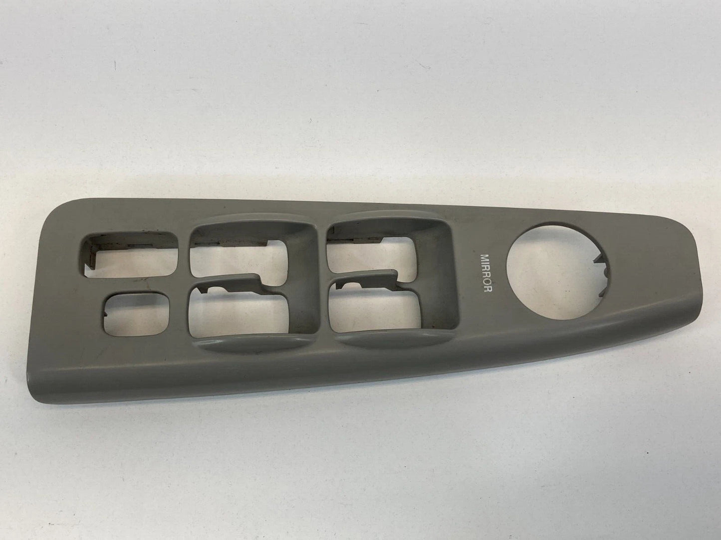 2004-2009 KIA SPECTRA FRONT LEFT DOOR SIDE WINDOW SWITCH COVER TRIM BEZEL OEM