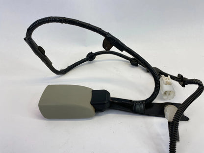2010-2013 TOYOTA PRIUS FRONT LEFT DRIVER SEAT BELT BUCKLE ASSEMBLY OEM